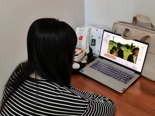 B}]GW1`]J8C9U0`7KKFI(ZV